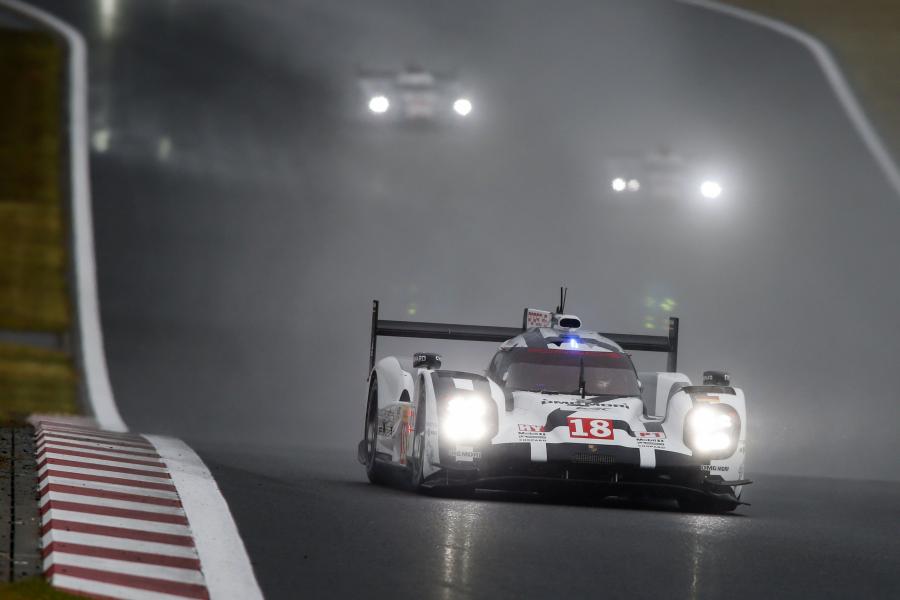  Porsche 919 Hybrid 2015 года  (фото 343 из 481)